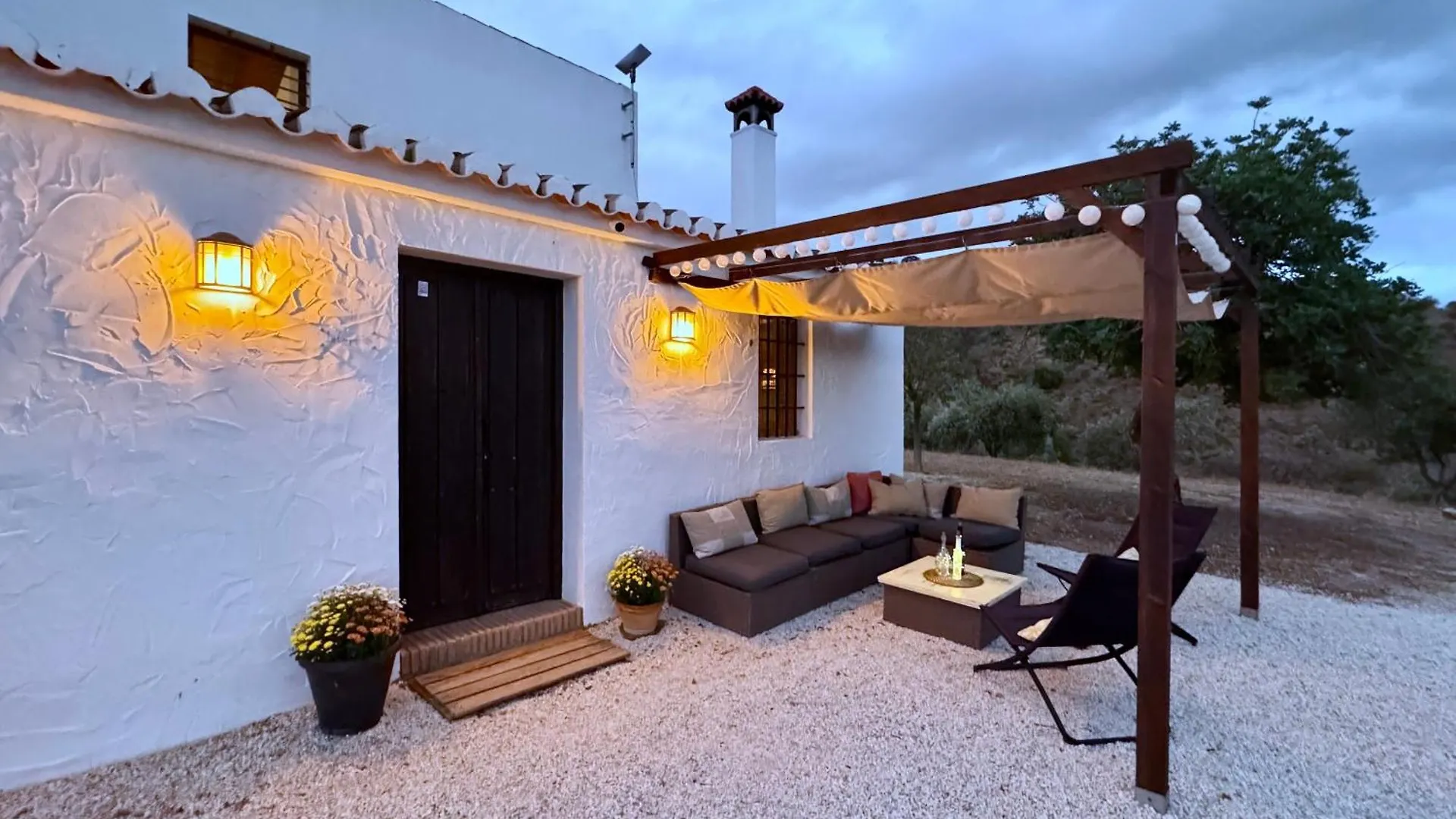 Los Campos Casa Rural contacts